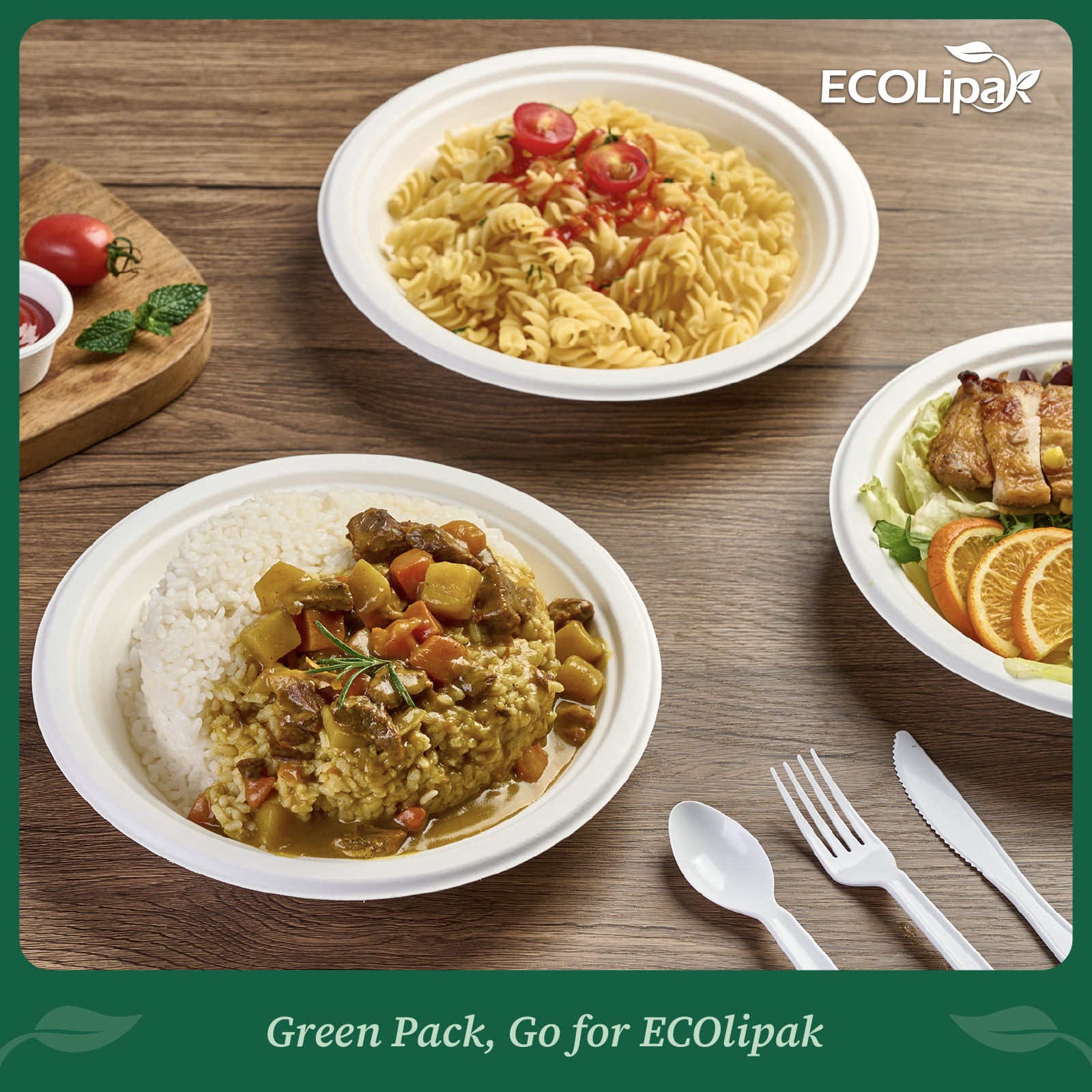 Three eco-friendly meal boxes feature pasta with tomatoes, rice with vegetables and meat, and a salad with chicken and citrus.