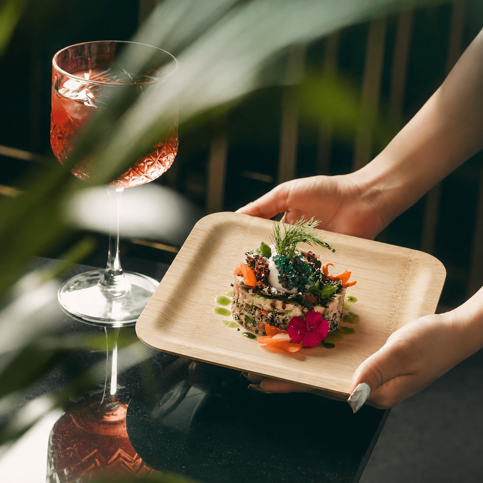 7in/10in Premium Square Organic Bamboo Plates Heavy-Duty & Fine-Grain Design | BPA-Free, Non-Toxic - ECO-Lipak